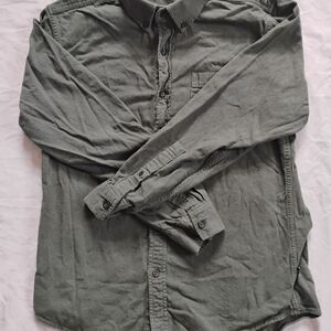 Eddie Bauer Mens Size M Long Sleeve Button Down Shirt